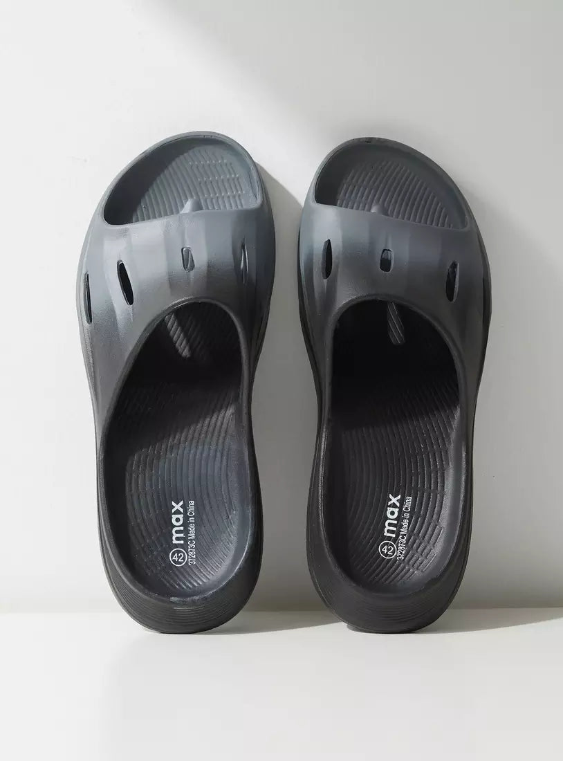Max Cutout Detail Slip-On Slides