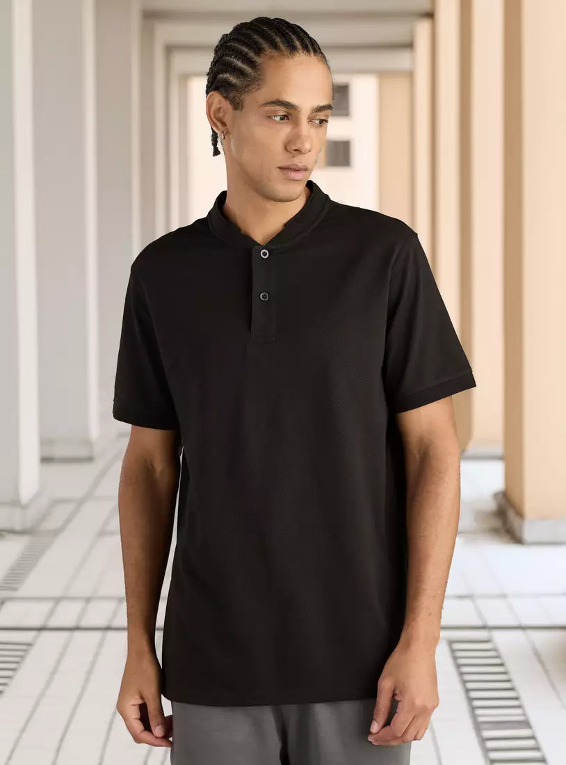 Max Textured Better Cotton Mandarin Collar Polo T-shirt