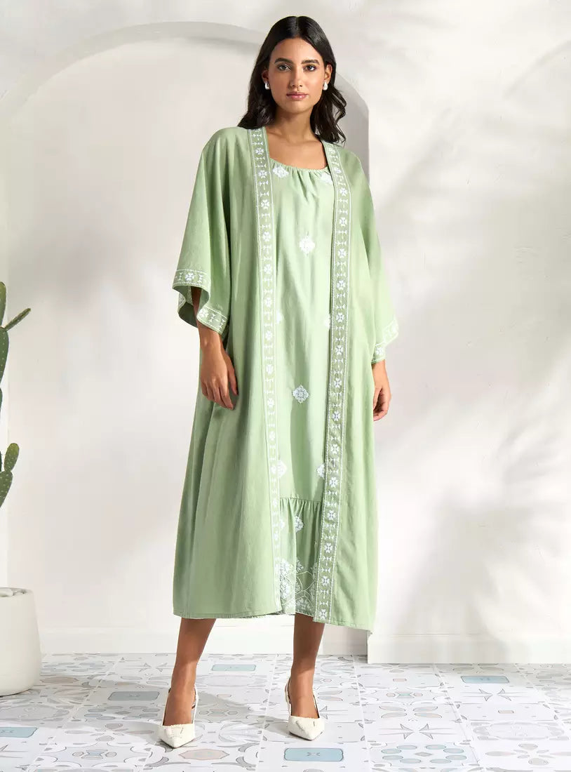 Max Embroidered Better Cotton Shrug