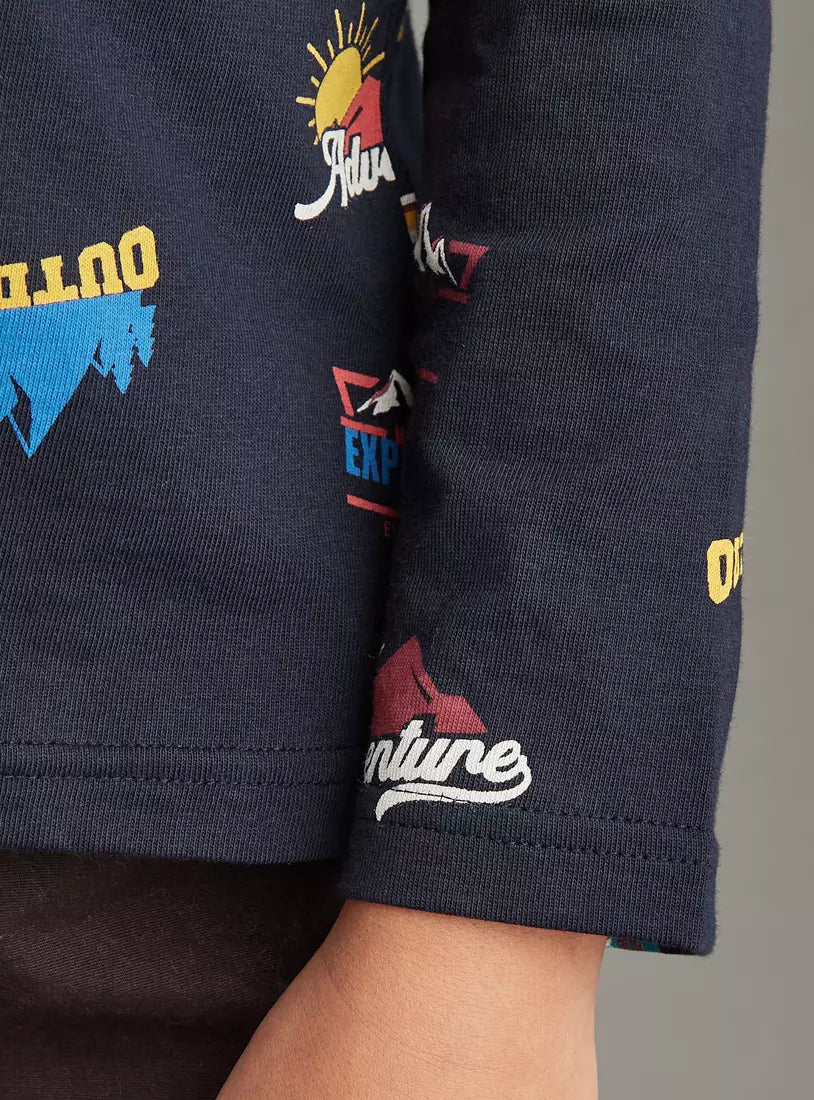 Max All-Over Graphic Print T-shirt