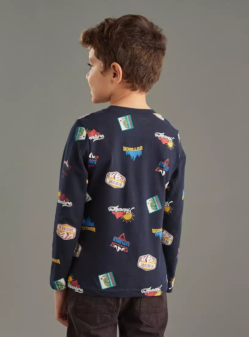 Max All-Over Graphic Print T-shirt
