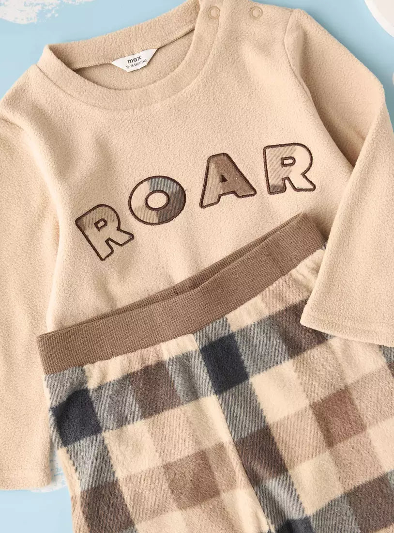 Max Printed Fleece Pyjama Set