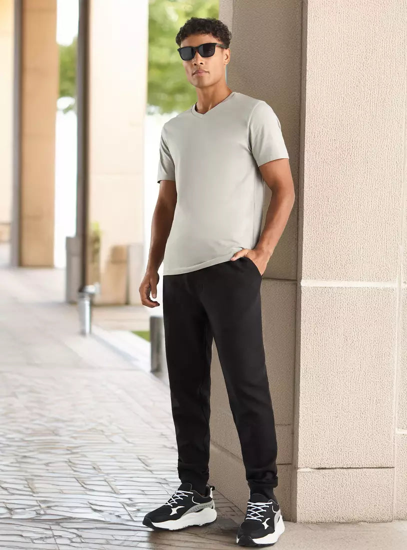 Max Plain Slim Fit T-shirt with V-neck