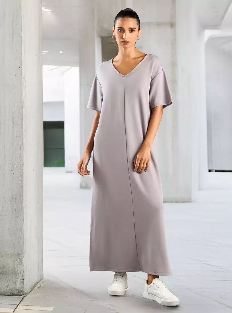 Max Plain V-Neck Maxi Dress