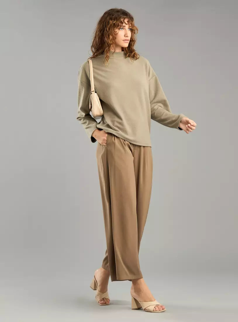 Max Plain Top with High Neck