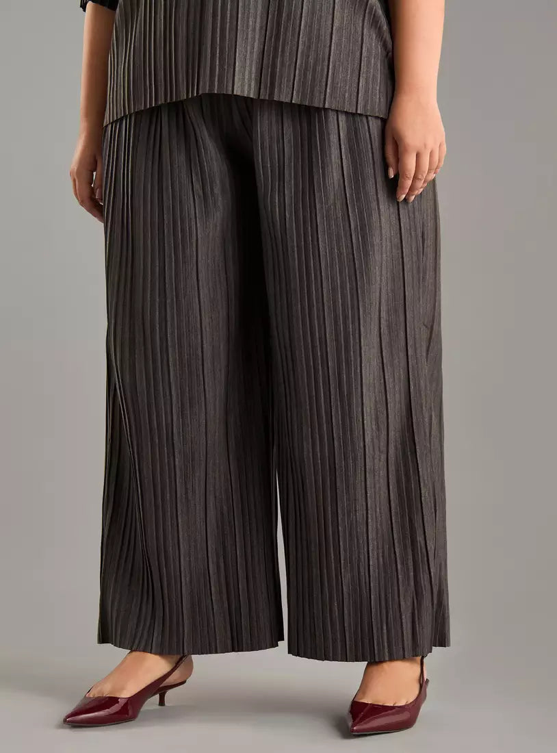 Max Textured Wide Leg Pants (Plus Size)