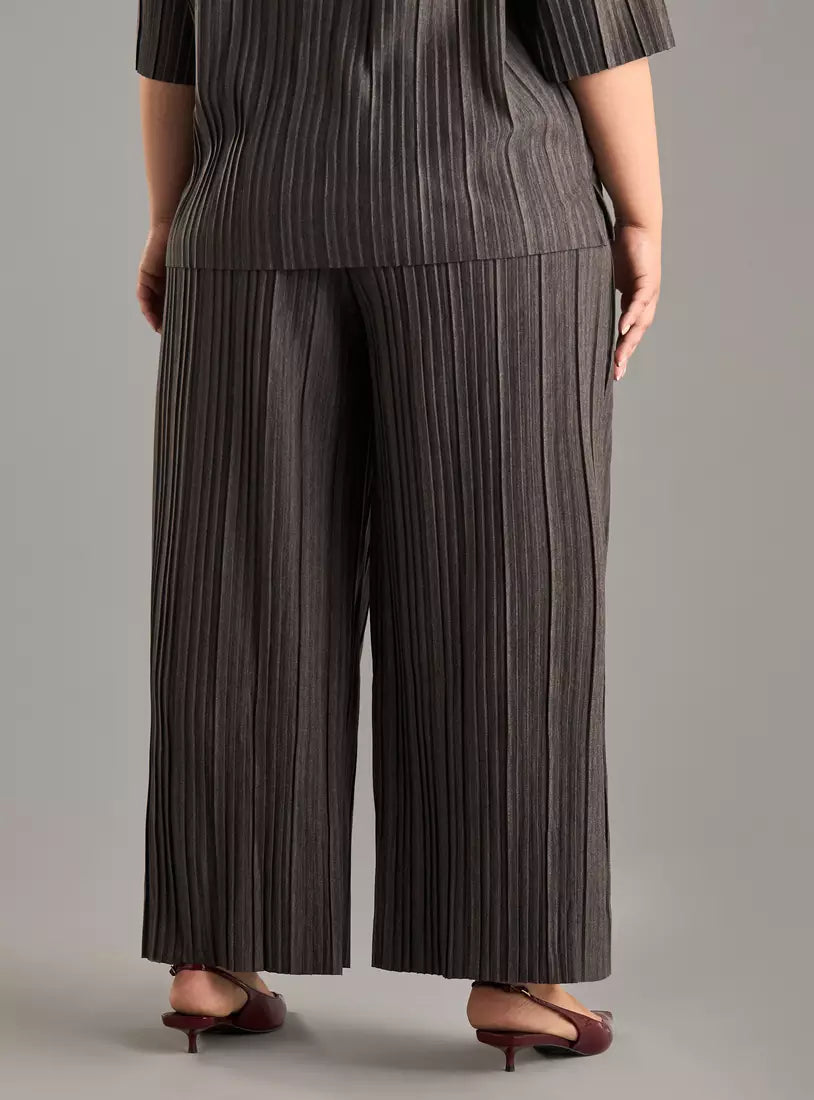 Max Textured Wide Leg Pants (Plus Size)