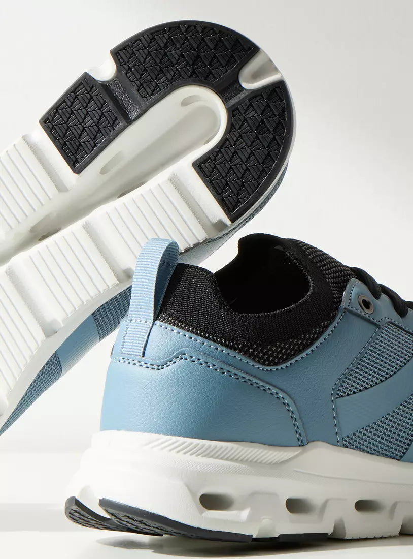 Max Panelled Sports Shoes with Lace-Up Closure