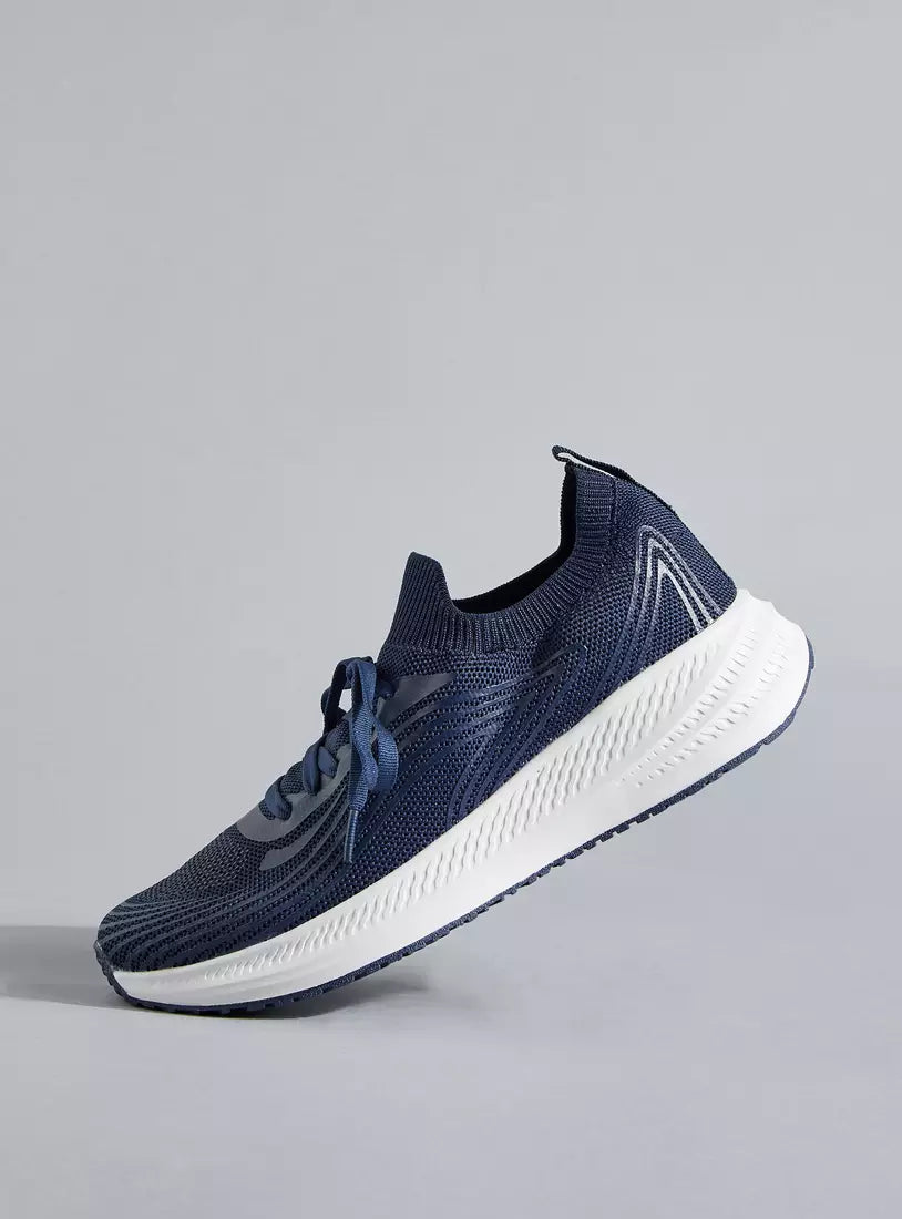 Max Unisex Textured Sports Shoes with Lace-Up Closure