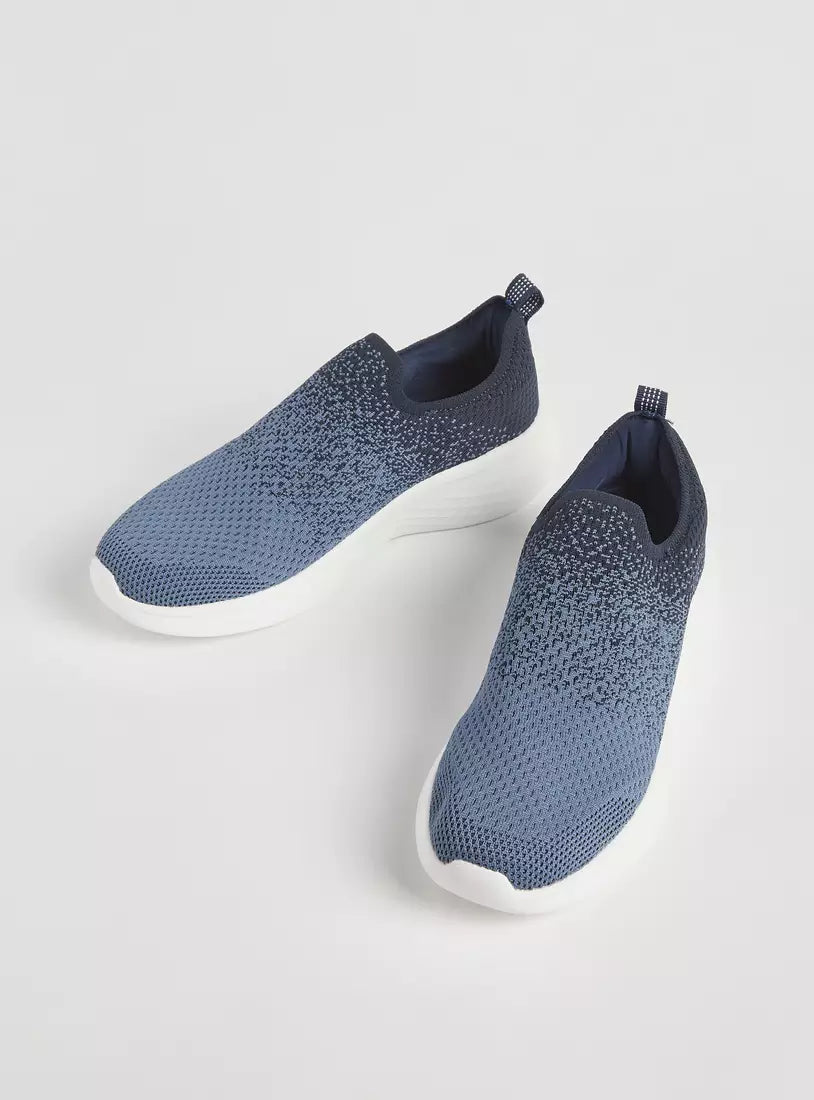 Max Textured Flynit Slip-On Sports Shoes
