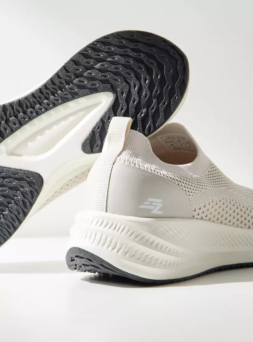 Max Textured Slip-On Sports Shoes