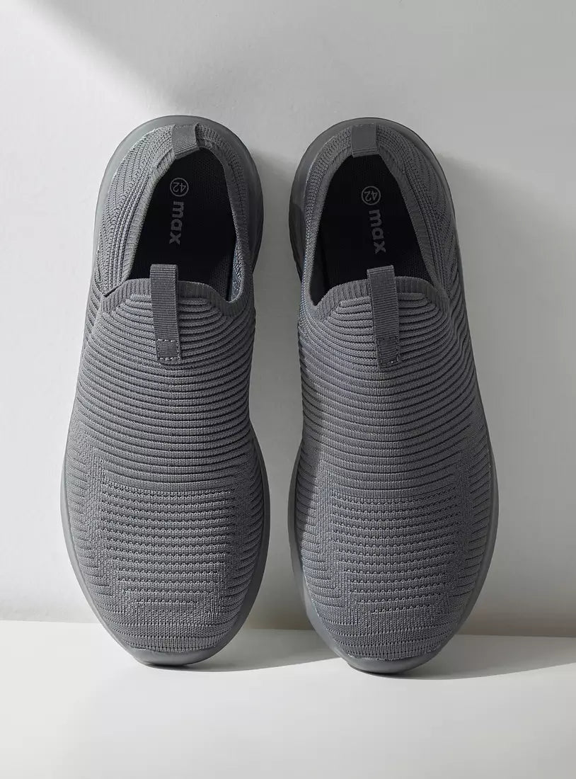 Max Textured Slip-On Sports Shoes