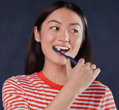 Philips One Battery Toothbrush - Midnight Blue