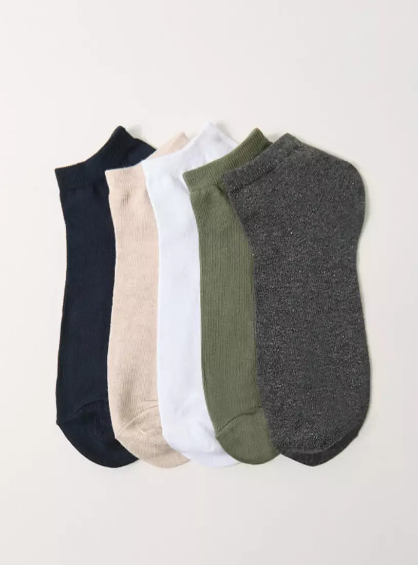 Max Pack of 6 - Plain Crew Length Socks