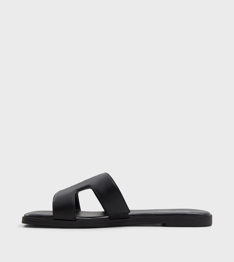 Call it Spring HAYLEE Flat Sandals (Black)